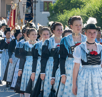 fileadmin/roha/Gautrachtenfest/Bilderglalerie/Gaufest-2023/Gauheimatabend/BR-GAUFEST-TEIS-2023-2-1755-2-D-M-roha-Tracht-Gaufest-Teisendorf-Totengedenken.png