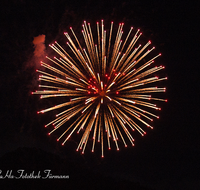 fileadmin/roha/images_galerie/brauchtum/Feuerwerk/FEU-WER-0007-D-roha-Feuerwerk-Rakete-Pyrotechnik.png