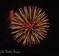 fileadmin/roha/images_galerie/brauchtum/Feuerwerk/FEU-WER-0007-D-roha-Feuerwerk-Rakete-Pyrotechnik.png