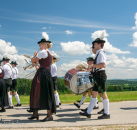 fileadmin/roha/images_galerie/orte_landschaft/Teisendorf/Weildorf/Weildorf-Trachtenfest/BR-TRACHT-FEST-WEIL-18062017-1205-01-D-roha-Brauchtum-Trachtenfest-Weildorf.png