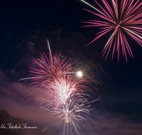 fileadmin/roha/images_galerie/brauchtum/Feuerwerk/FEU-WER-0027-D-roha-Feuerwerk-Rakete-Pyrotechnik.png