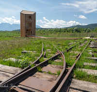 fileadmin/roha/images_galerie/orte_landschaft/Ainring/AINR-MOOR-0017-D-roha-Ainring-Moor-Turm-Gleis.png