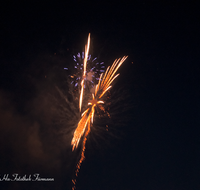 fileadmin/roha/images_galerie/brauchtum/Feuerwerk/FEU-WER-0019-D-roha-Feuerwerk-Rakete-Pyrotechnik.png