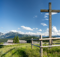 fileadmin/roha/Lieblingsbilder-making/TEI-STO-0020-01-D-roha-Teisendorf-Anger-Stoisseralm-Hochstaufen-Zwiesel-Gipfel-Kreuz.png