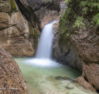 fileadmin/roha/images_galerie/wasser/BGD-ALMB-KLAMM-0012-0-5-D-roha-Berchtesgaden-Almbachklamm-Untersberg-Wasser-Marktschellenberg.png