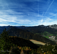 fileadmin/roha/images_galerie/orte_landschaft/Bad_Reichenhall/BAD-REI-PANOR-0008-1508-D-roha-Bad-Reichenhall-Predigtstuhl-Saalachsee-Hochstaufen.png