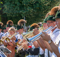 fileadmin/roha/images_galerie/orte_landschaft/Anger/Anger-Trachten-Musik-Fest/BR-FEST-ANG-MUS-TRACH-2018-08-19-1000-01-06-D-roha-Brauchtum-Fest-Anger-Trachtenverein-Musikkapelle.png