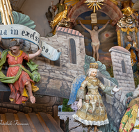 fileadmin/roha/images_galerie/brauchtum/Weihnachten-Krippen/Tittmoning/BR-WEIH-KRI-TITT-0048-D-roha-Brauchtum-Weihnachten-Barock-Krippe-Tittmoning-Stiftskirche.png