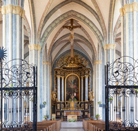 fileadmin/roha/images_galerie/orte_landschaft/Laufen/LAUF-STIFTSK-0009-04-D-roha-Laufen-Stiftskirche-Altar.png