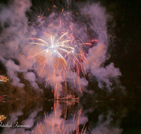 fileadmin/roha/images_galerie/brauchtum/Feuerwerk/FEU-WER-KOENIGS-0011-D-roha-Feuerwerk-Koenigssee-Berchtesgaden-Schoenau.png