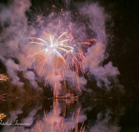 fileadmin/roha/images_galerie/brauchtum/Feuerwerk/FEU-WER-KOENIGS-0011-D-roha-Feuerwerk-Koenigssee-Berchtesgaden-Schoenau.png