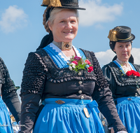 fileadmin/roha/images_galerie/brauchtum/Tracht/BR-TRACH-WAG-WEIL-2017-06-18-0938-05-D-roha-Brauchtum-Tracht-Waging-Muehlberger.png