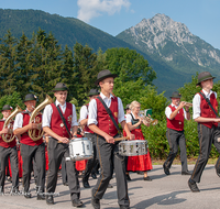 fileadmin/roha/images_galerie/musik/Blasmusik/Teisendorf-Neukirchen-Weildorf/MU-BLA-TEIS-PID-2018-0945-03-03-D-roha-Musik-Blasmusik-Teisendorf-Piding-Festzug.png