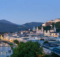 fileadmin/roha/images_galerie/orte_landschaft/Salzburg/Nacht-Salzburg/SA-ALTST-NACHT-0011-06-D-roha-Salzburg-Altstadt-Nacht-Festung-Hohensalzburg-Salzach.png