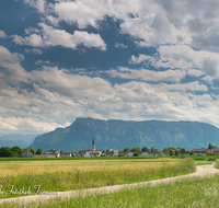 fileadmin/roha/images_galerie/orte_landschaft/Freilassing/FREIL-0011-D-roha-Freilassing-Panorama-Untersberg-Weg.png