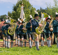 fileadmin/roha/images_galerie/orte_landschaft/Teisendorf/Neukirchen/Trachtenfest-Neukirchen-2019/BR-FEST-NEUK-TRACH-2019-08-11-0942-04-D-roha-Brauchtum-Fest-Neukirchen-Trachtenverein-Teisendorf.png