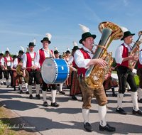 fileadmin/roha/images_galerie/musik/Blasmusik/Teisendorf-Neukirchen-Weildorf/MU-BLA-WEILD-0007-D-roha-Musik-Blasmusik-Musikkapelle-Weildorf-Festzug.png