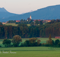 fileadmin/roha/images_galerie/orte_landschaft/Teisendorf/Weildorf/TEI-WEI-PAN-0007-D-roha-Teisendorf-Weildorf-Saaldorf-Schign-Zwiesel-Sonnenaufgang.png