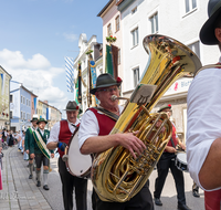 fileadmin/roha/Gautrachtenfest/Bilderglalerie/Gaufest-2023/Festsonntag/BR-GAUFEST-TEIS-2023-3-1137-10-3-D-roha-Tracht-Gaufest-Teisendorf.png