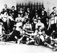 fileadmin/roha/Gautrachtenfest/Chronik/Gruppenfoto-1907.png