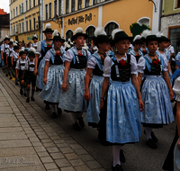 fileadmin/roha/images_galerie/orte_landschaft/Teisendorf/Gaufest-GauverbandI-Freitag14.-Sonntag23.Juli2023/BR-GAUFEST-TEIS-2023-3-1156-03-D-roha-Tracht-Gaufest-Teisendorf.png