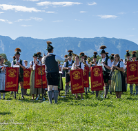 fileadmin/roha/images_galerie/orte_landschaft/Ainring/Trachtenfest/BR-FEST-FELDK-TRACH-2019-08-18-1018-D-roha-Brauchtum-Fest-Feldkirchen-Trachtenverein-Ainring-Musikkapelle.png