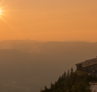 fileadmin/roha/random/galerie/BGD-KE-SU-0001-D-roha-Berchtesgaden-Kehlstein-Haus-Sonnenuntergang.png