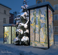 fileadmin/roha/images_galerie/orte_landschaft/Laufen/LAUF-STADT-WEIH-0002-1632-1-1-D-M-roha-Laufen-Weihnachten-Rupertusplatz-Nacht-Laterne.png