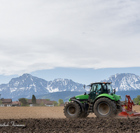 fileadmin/roha/images_galerie/Landwirtschaft/LANDW-MASCH-SAE-0005-D-roha-Landwirtschaft-Maschine-Saeen-Hochstaufen-Zwiesel.png