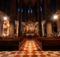 fileadmin/roha/images_galerie/orte_landschaft/Salzburg/Kolleg-Plain-Sebast-Franzis-Mich/SA-FRANZISK-0010-1640-D-M-roha-Salzburg-Franziskanerkirche-Pachermadonna-Weihnachten.png