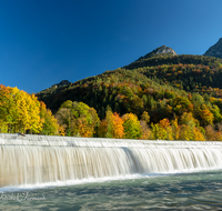 fileadmin/roha/images_galerie/orte_landschaft/Bad_Reichenhall/BAD-REI-SAAL-0001-1-07-D-roha-Bad-Reichenhall-Saalach-Wehr-Predigtstuhl-Wasser.png