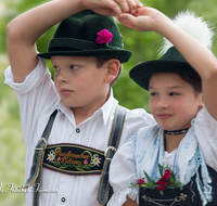 fileadmin/roha/images_galerie/brauchtum/Tracht/BR-TRACH-PID-0001-D-M-roha-Brauchtum-Tracht-Piding-Staufenecker-Tanz.png