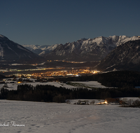 fileadmin/roha/images_galerie/orte_landschaft/Piding/LANDS-PID-NA-0002-D-roha-Landschaft-Piding-Nacht-Untersberg-Lattengebirge-Winter.png