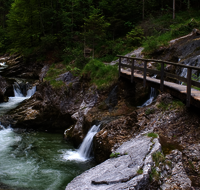 fileadmin/roha/Interessantes-in-Kurzform/ab-5-2023/SCHNEILZL-WEISSB-0004-D-roha-Schneizlreuth-Weissbach-Schlucht-Wasser.png