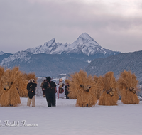 fileadmin/roha/images_galerie/brauchtum/Weihnachten-Buttnmandl/BR-WEIH-BUT-BISCH-0002-D-roha-Brauchtum-Weihnachten-Buttnmandl-Bischofswiesen-Winter.png