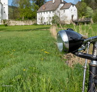 fileadmin/roha/Lieblingsbilder-making/making-of/AN-HOE-0097-11-D-roha-Anger-Hoeglwoerth-Kloster-Torhaus-Radl.png