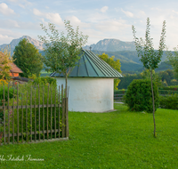 fileadmin/roha/images_galerie/kirche_religion/Teisendorf/KKKM-TEIS-PANK-0002-D-roha-Kapelle-Pank-Teisendorf-Anger-Hochstaufen-Zwiesel.png