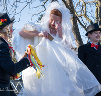 fileadmin/roha/Gautrachtenfest/Bilderglalerie/ab_2000/BR-FASCHI-HOCHZ-2024-1320-3-D-roha-Brauchtum-Fasching-Hochzeit.png