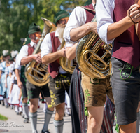 fileadmin/roha/images_galerie/orte_landschaft/Ainring/Trachtenfest/BR-FEST-FELDK-TRACH-2019-08-18-1147-02-D-roha-Brauchtum-Fest-Feldkirchen-Trachtenverein-Ainring-Festzug.png