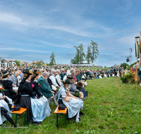 fileadmin/roha/images_galerie/orte_landschaft/Teisendorf/Gaufest-GauverbandI-Freitag14.-Sonntag23.Juli2023/BR-GAUFEST-TEIS-2023-3-1008-D-M-roha-Tracht-Gaufest-Teisendorf.png