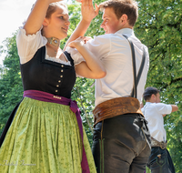 fileadmin/roha/images_galerie/brauchtum/Tracht/Trachtenverein_Teisendorf/BR-TRACH-TANZ-2019-1431-01-D-roha-Brauchtum-Tracht-Tanz-Platteln-Teisendorf.png