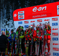 fileadmin/roha/images_galerie/Freizeit-Sport/Biathlon/SPO-BIATH-0273-1657-03-D-roha-Sport-Biathlon-Ruhpolding-2012-Stadion-Weltmeisterschaft-Chiemgau-Arena.png