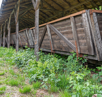 fileadmin/roha/images_galerie/orte_landschaft/Ainring/AINR-MOOR-0004-1-02-D-roha-Ainring-Moor-Torf-Torfstich-Torfabbau-Lore-Boggerlbahn.png