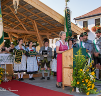 fileadmin/roha/images_galerie/orte_landschaft/Anger/Anger-Trachten-Musik-Fest/BR-FEST-ANG-MUS-TRACH-2018-08-19-1041-0-02-D-roha-Brauchtum-Fest-Anger-Trachtenverein-Musikkapelle-Festaltar.png