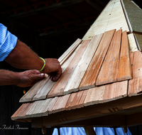 fileadmin/roha/images_galerie/arbeit_technik/Handwerk/HAN-ZIMM-0027-D-roha-Handwerk-Zimmerer-Stemmeisen-Schindeln.png