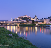 fileadmin/roha/images_galerie/orte_landschaft/Salzburg/Nacht-Salzburg/SA-ALTST-NACHT-0007-0-1-D-roha-Salzburg-Altstadt-Nacht-Panorama-Salzach-Dom-Festung-Kollegienkirche.png