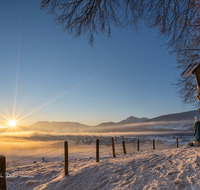 fileadmin/roha/images_galerie/Hintergrund-Download/1280x1024/SO-AU-TEIS-0003-0809-D-M-roha-Sonnenaufgang-Teisendorf-Schelmberg-Wegkreuz.png