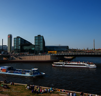 fileadmin/roha/images_galerie/orte_landschaft/Berlin/BERL-BAHNH-0004-D-roha-Berlin-Bahnhof-Spree.png