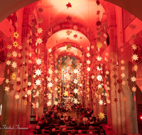 fileadmin/roha/images_galerie/orte_landschaft/Bad_Reichenhall/BR-WEIH-STERNST-0002-05-D-roha-Brauchtum-Weihnachten-Sternstunden-St-Nikolaus-Bad-Reichenhall.png