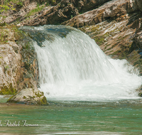 fileadmin/roha/images_galerie/orte_landschaft/Schneizlreuth/SCHNEILZL-WEISSB-0001-03-D-roha-Schneizlreuth-Weissbach-Schlucht-Wasser.png